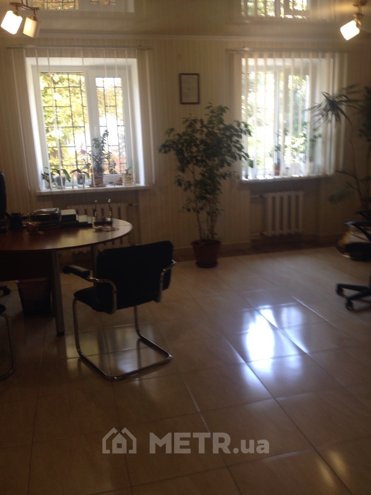 Фото коммерческой недвижимости, г. Черноморск, ул. Данченко 7 (5877-1)