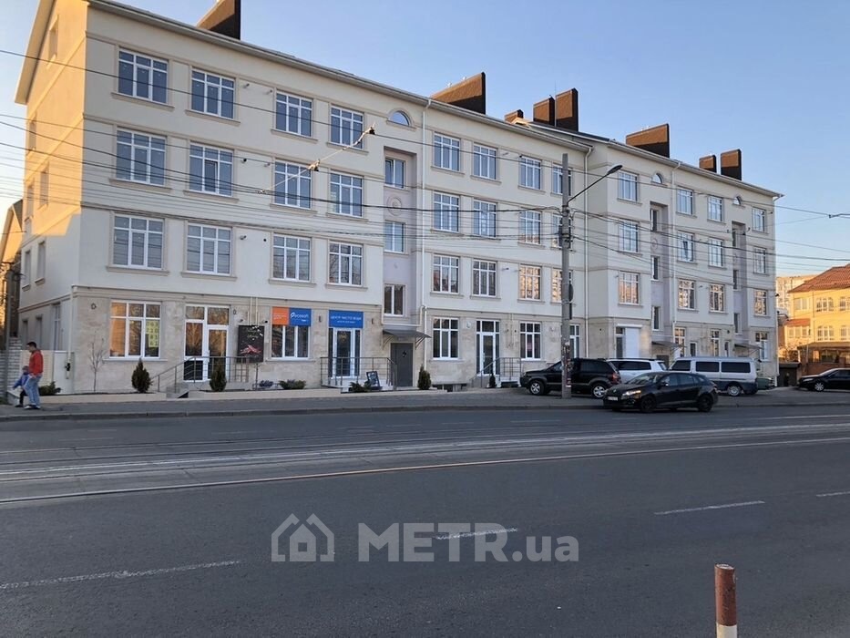 Фото коммерческой недвижимости, г. Одесса, ул. Цветочная 1 (8499-1)