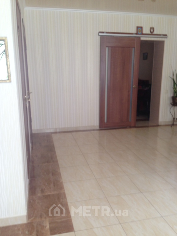 Фото коммерческой недвижимости, г. Черноморск, ул. Данченко 7 (5877-12)