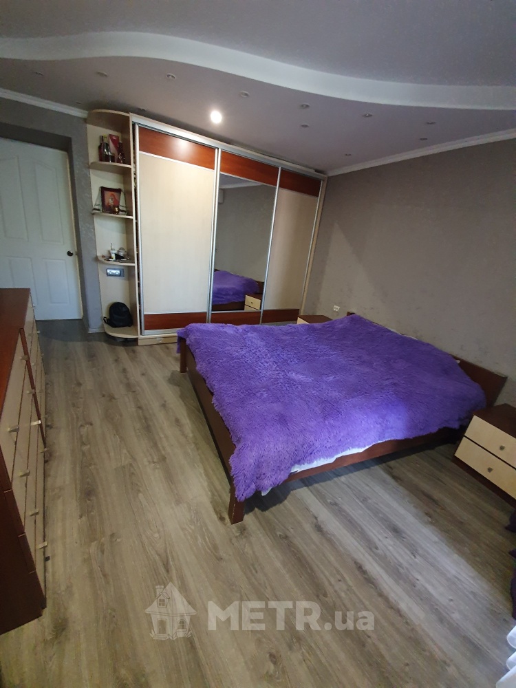 Фото квартиры, г. Черноморск, проспект Мира 39 (8655-11)