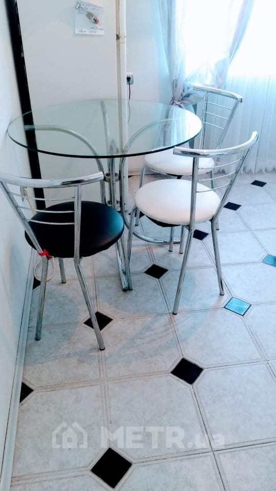 Фото квартиры, г. Черноморск, ул. Парковая 2А (8773-3)