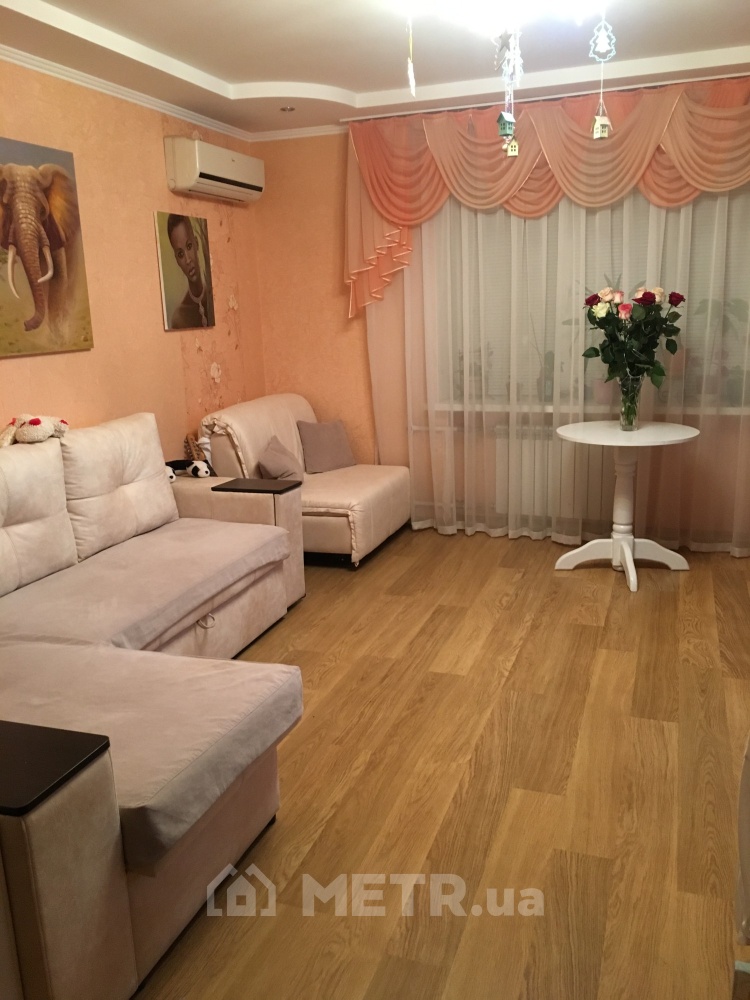 Фото квартиры, г. Черноморск, ул. 1 Мая 5 (9160-1)