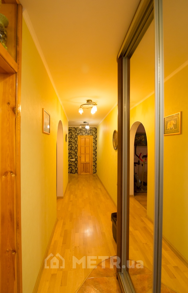 Фото квартиры, г. Черноморск, ул. 1 Мая 5 (9160-8)