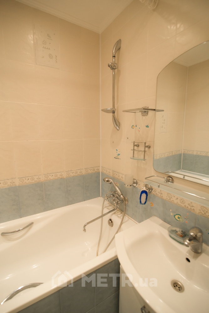 Фото квартиры, г. Черноморск, ул. 1 Мая 5 (9160-6)