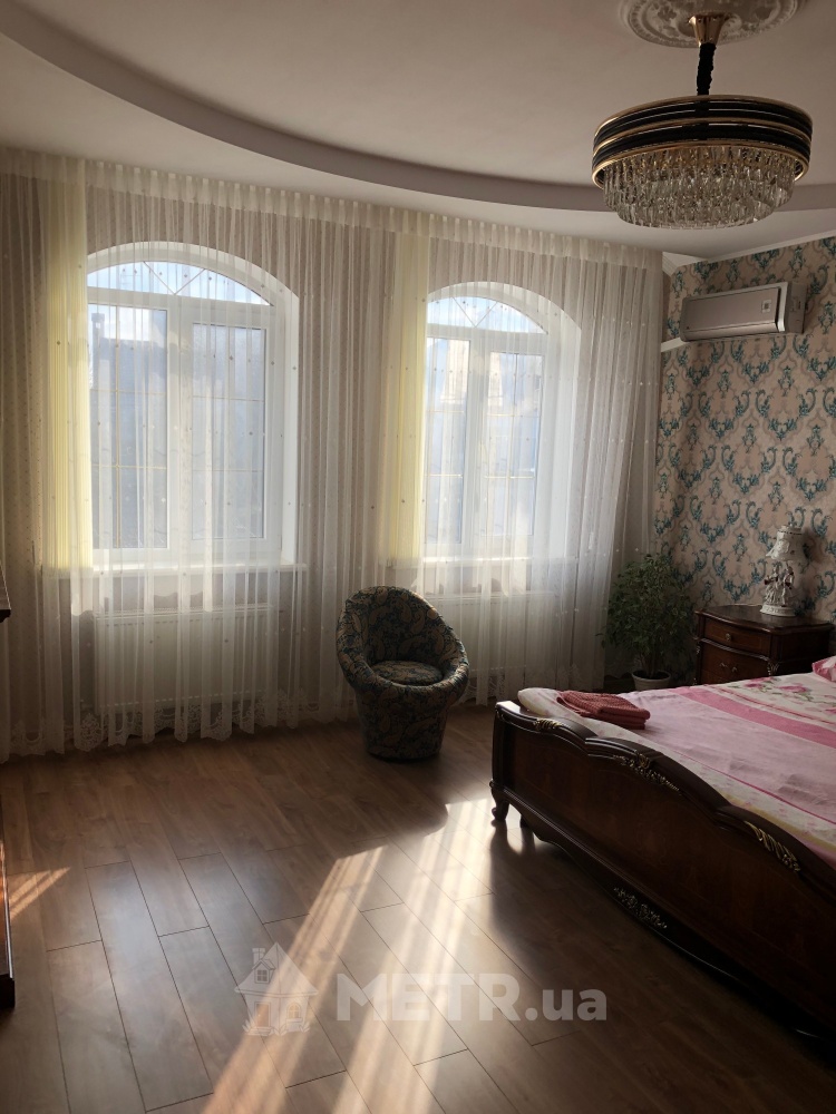 Фото дома, г. Одесса, ул. Толбухина 4/3 (5650-7)