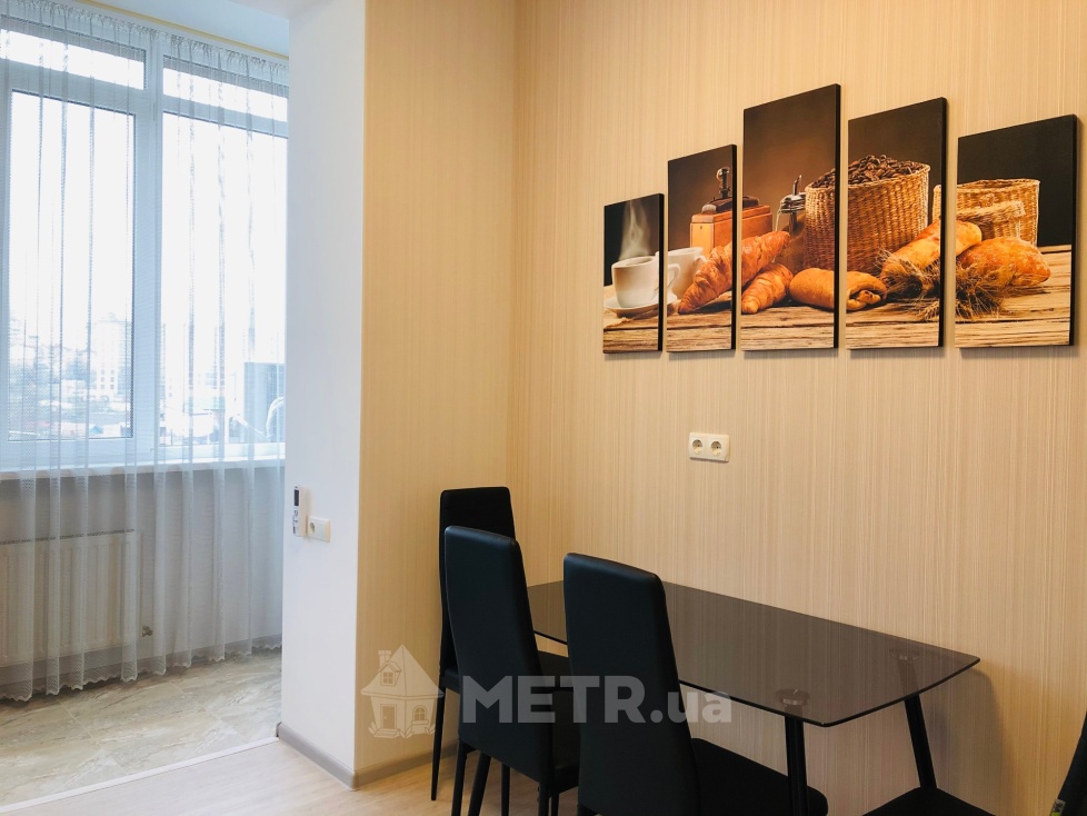 Фото квартиры, г. Черноморск, ул. Набережная 13Д (11839-9)