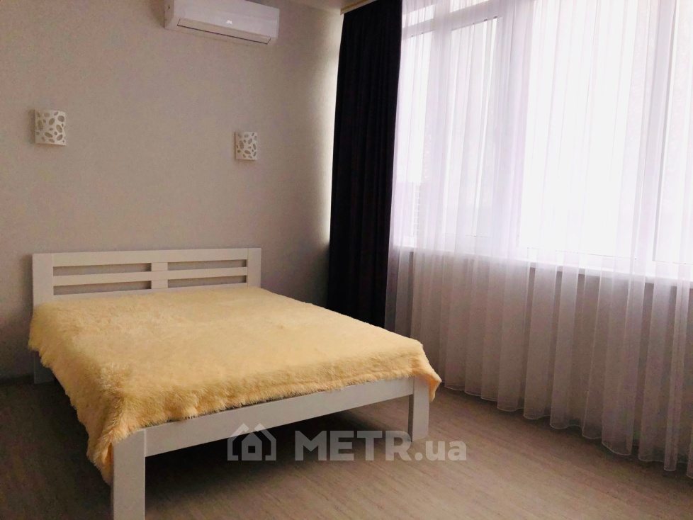 Фото квартиры, г. Черноморск, ул. Набережная 13Д (11840-1)