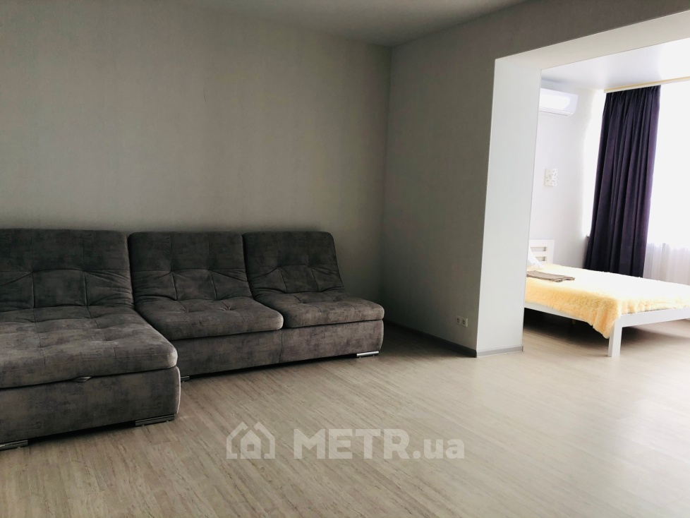 Фото квартиры, г. Черноморск, ул. Набережная 13Д (11840-3)