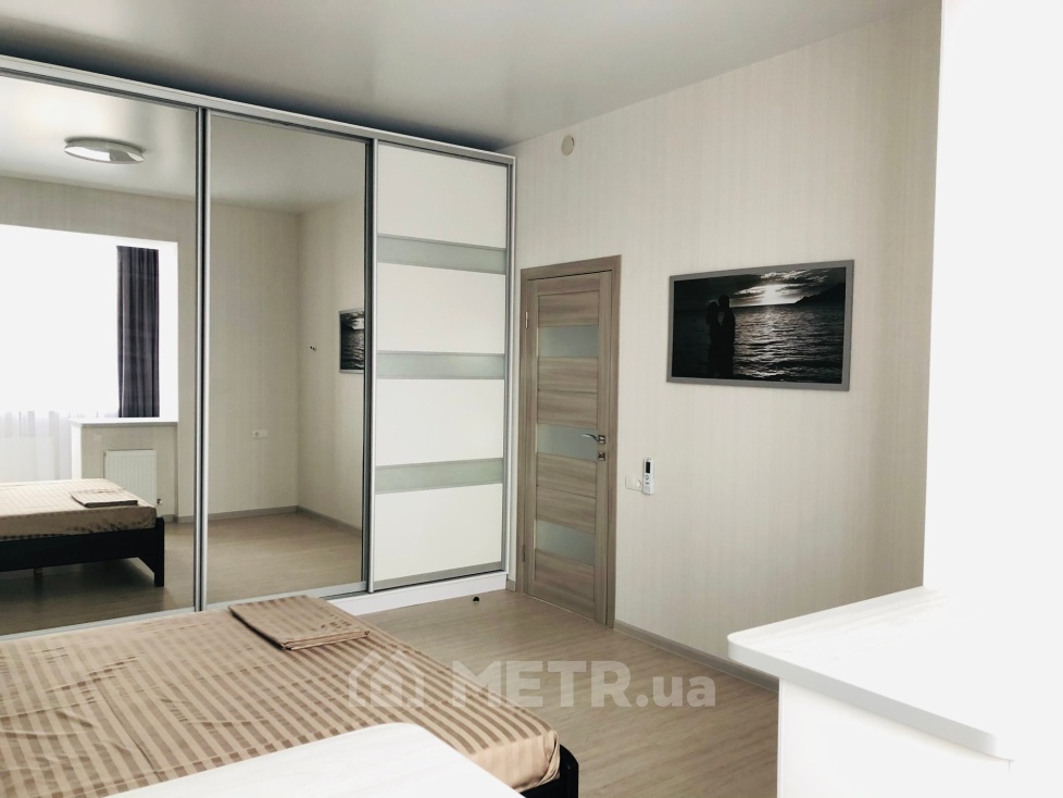 Фото квартиры, г. Черноморск, ул. Набережная 13Д (11840-5)