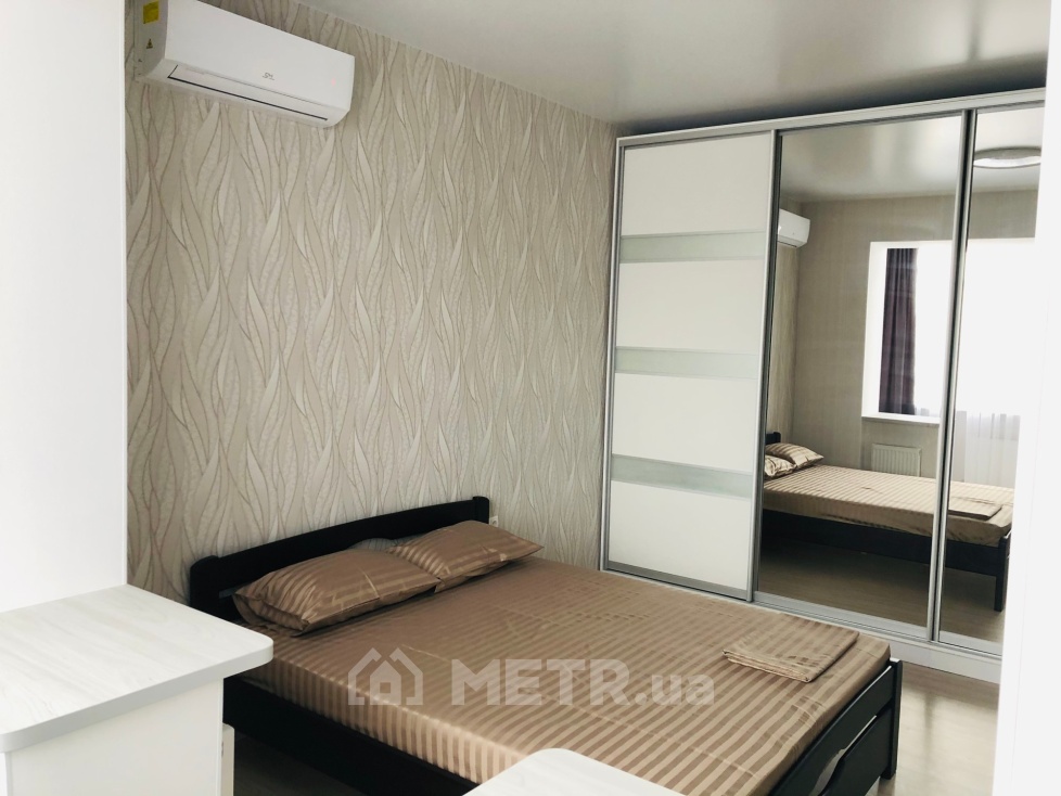 Фото квартиры, г. Черноморск, ул. Набережная 13Д (11840-6)