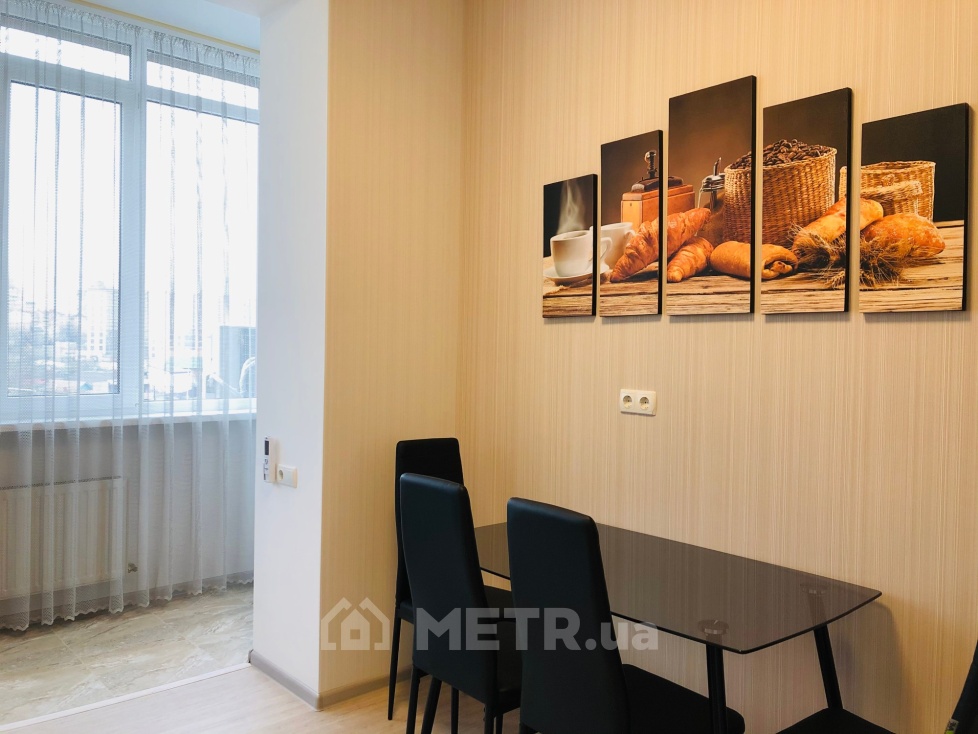 Фото квартиры, г. Черноморск, ул. Набережная 13Д (11840-9)