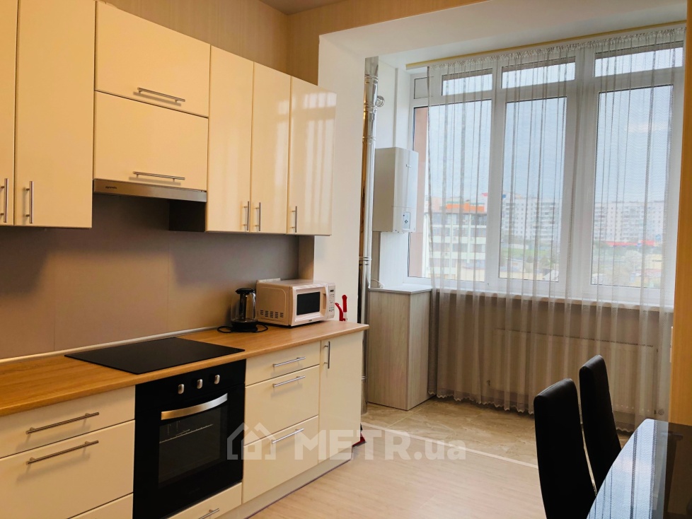 Фото квартиры, г. Черноморск, ул. Набережная 13Д (11840-10)