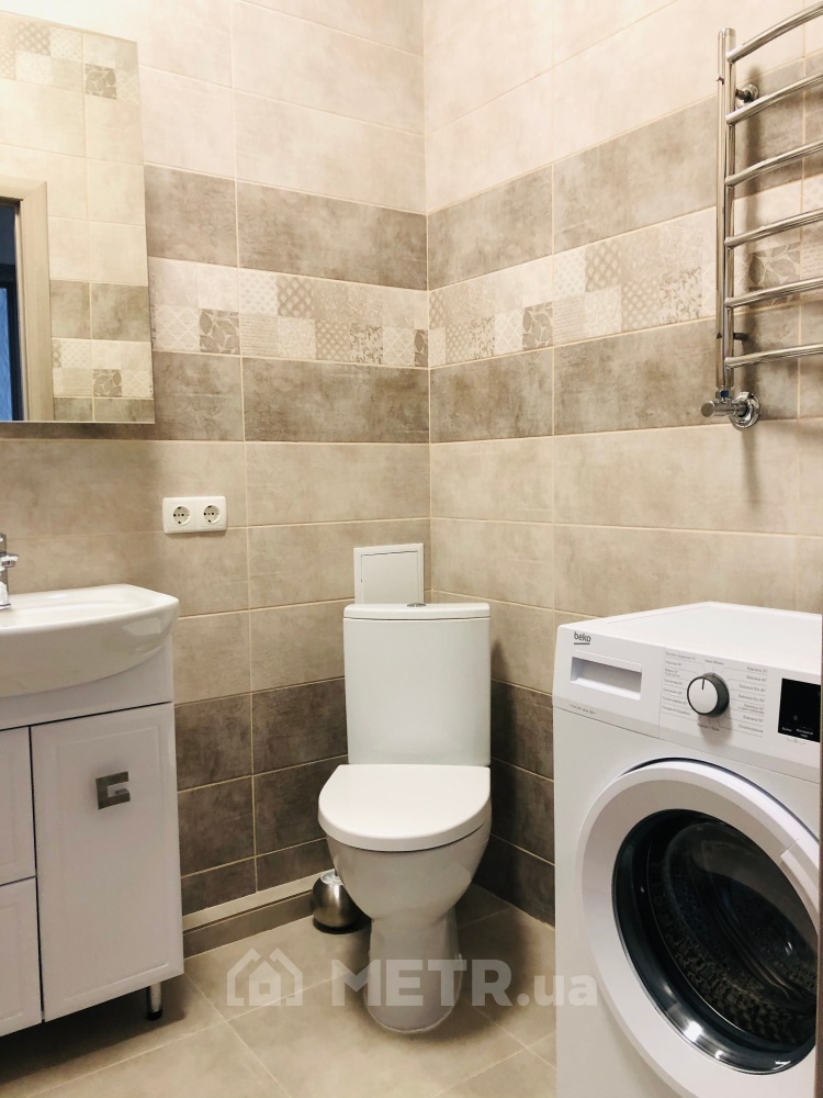 Фото квартиры, г. Черноморск, ул. Набережная 13Д (11840-13)