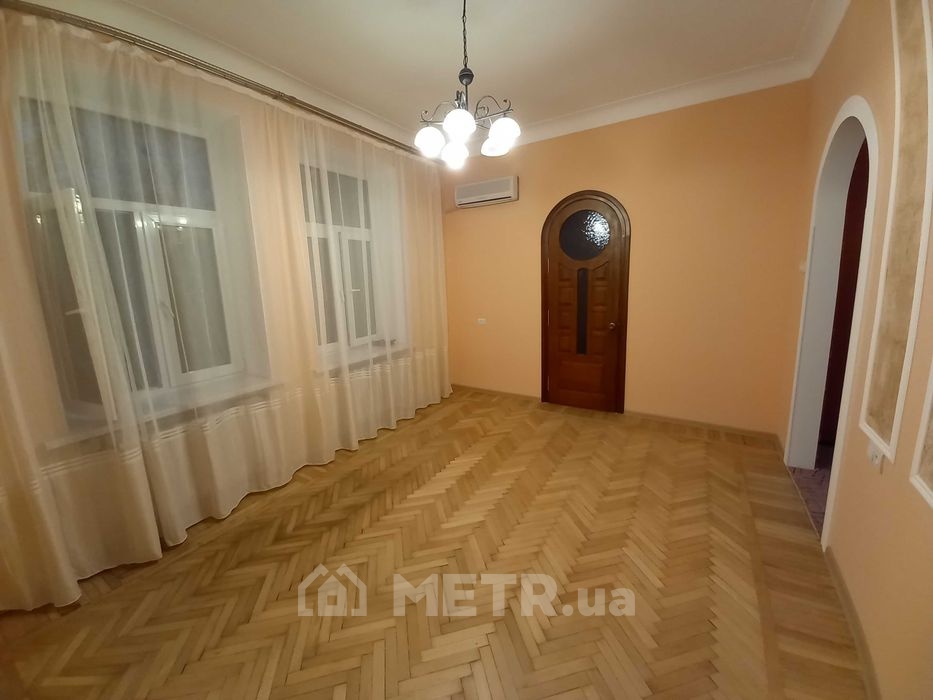 Фото квартиры, г. Одесса, ул. Канатная 114 (12446-1)