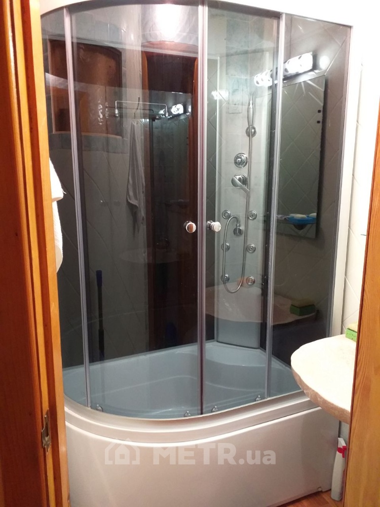 Фото квартиры, г. Черноморск, ул. Парковая 22 (12451-4)