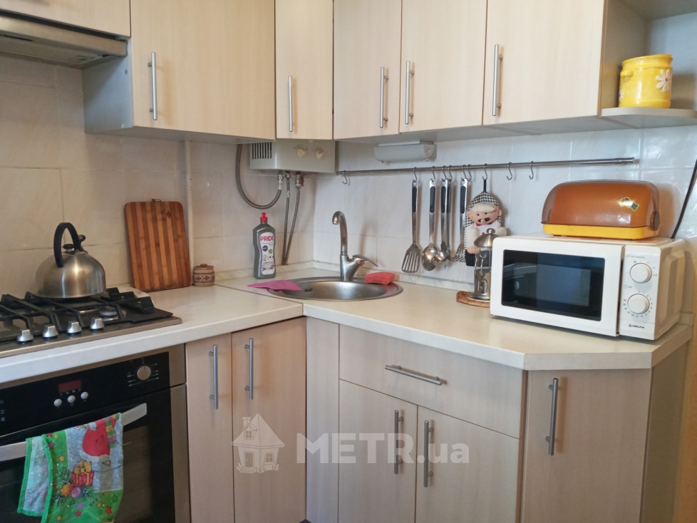 Фото квартиры, г. Черноморск, ул. Хантадзе 12 (8996-2)