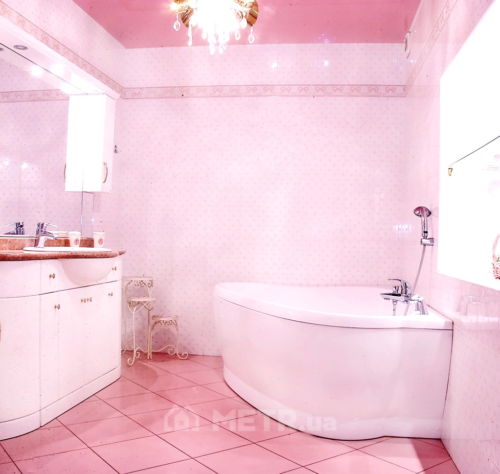 Фото дома, г. Одесса, ул. Толбухина 4/3 (12823-13)