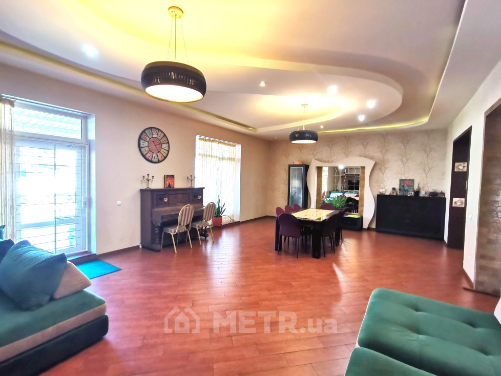 Фото дома, г. Одесса, Царское село 2, ул. Парниковая (13904-5)