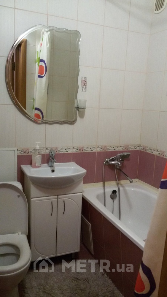 Фото квартиры, г. Черноморск, ул. Парковая 6 (14305-4)