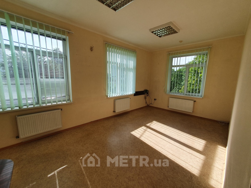 Фото коммерческой недвижимости, г. Одесса, ул. Левитана 105Д (14818-7)