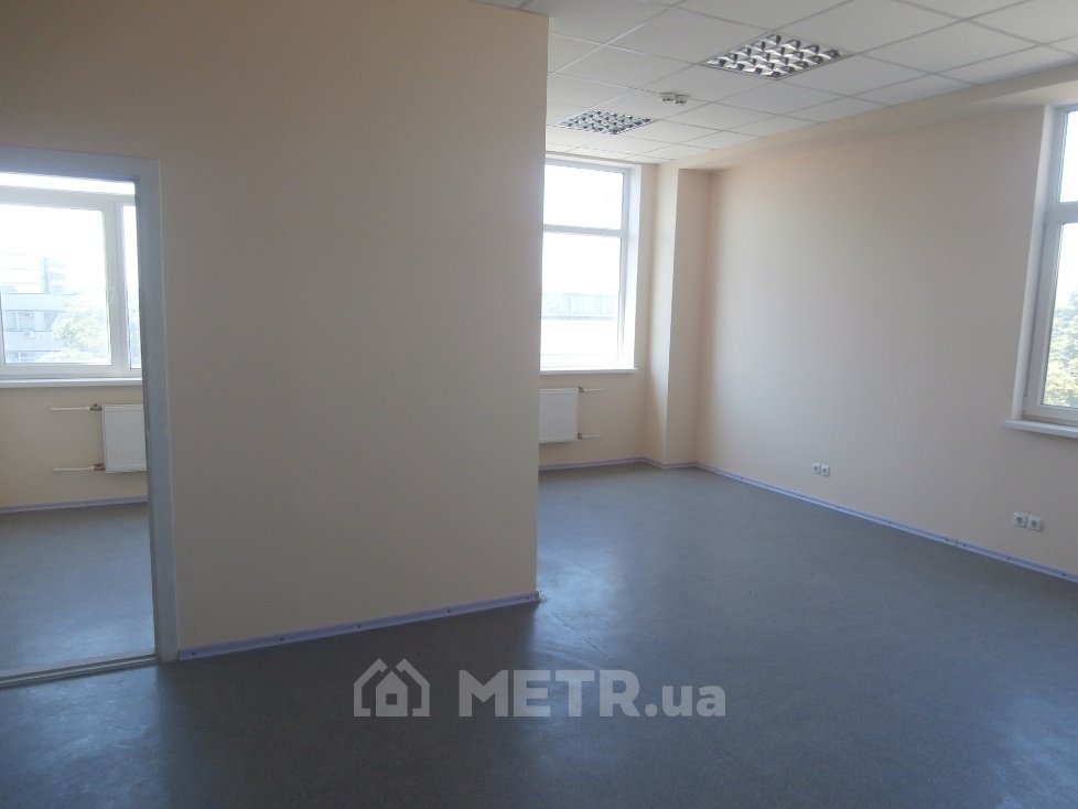 Фото коммерческой недвижимости, г. Черноморск, ул. Промышленная 1 (15378-2)