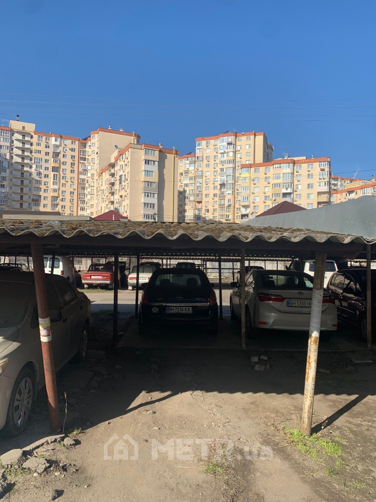 Фото места на стоянке, г. Одесса, №41, проспект Небесной Сотни (16267-2)