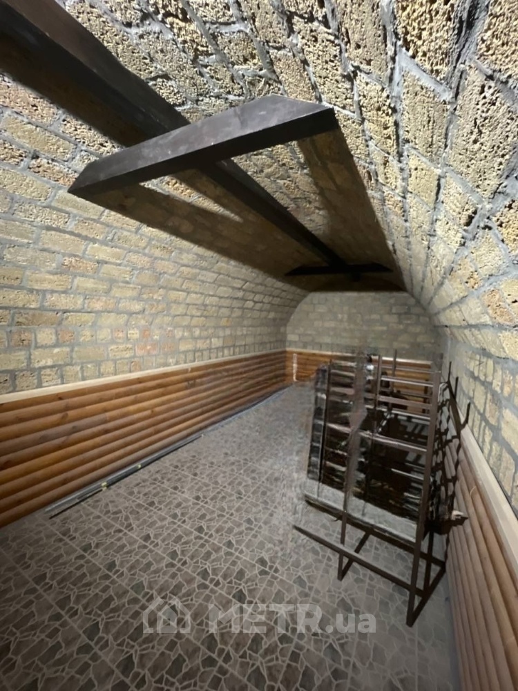 Фото дома, г. Одесса, ул. Таірова 40 (16303-28)