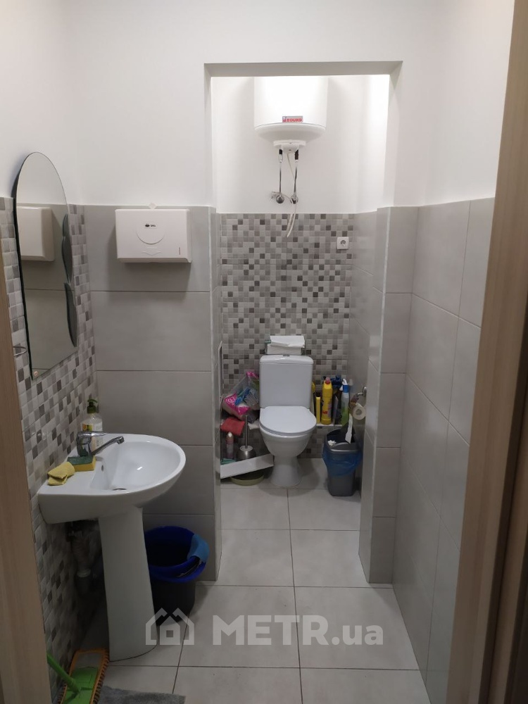 Фото коммерческой недвижимости, г. Черноморск, ул. Транспортная 14А (16367-17)