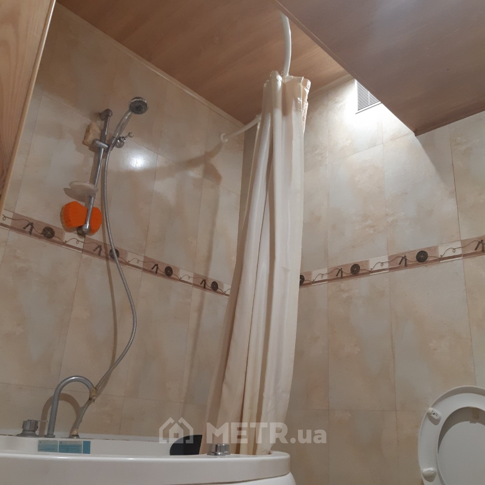 Фото квартиры, г. Одесса, ул. Зоопарковая 4 (17064-14)