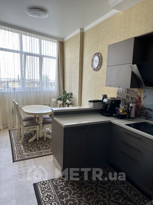 Фото квартиры, г. Черноморск, ул. Парусная 18 (17180-4)