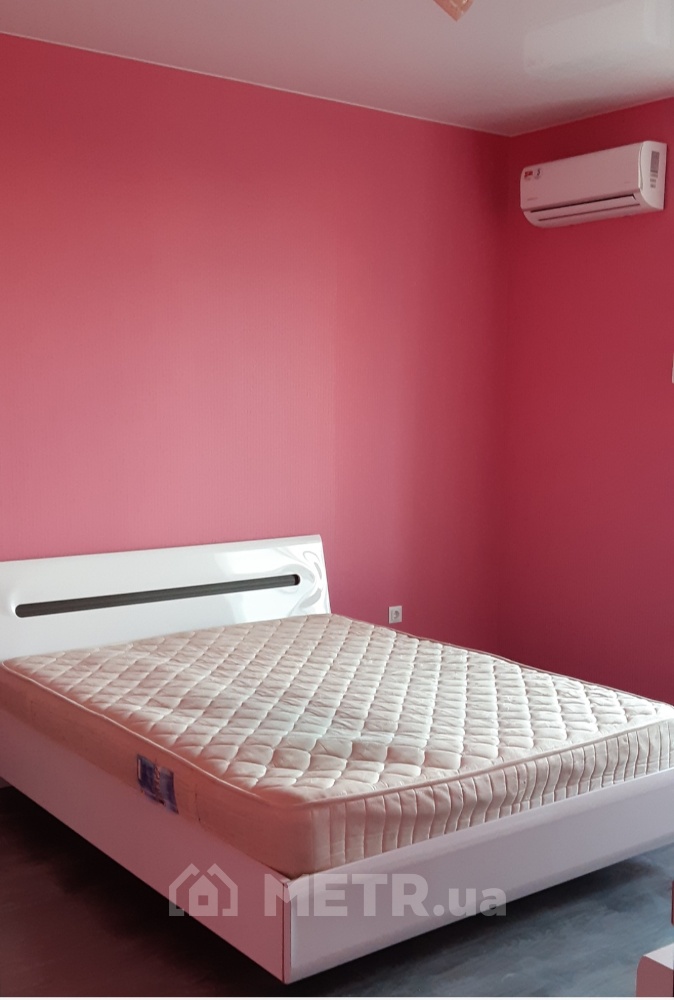 Фото квартиры, г. Черноморск, ул. Парковая 44 (7530-4)