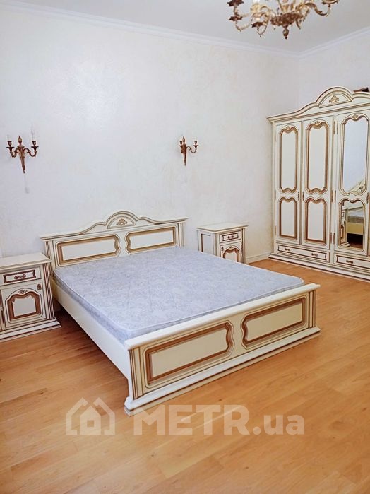 Фото квартиры, г. Одесса, Гагаринское Плато 5Б (17675-5)