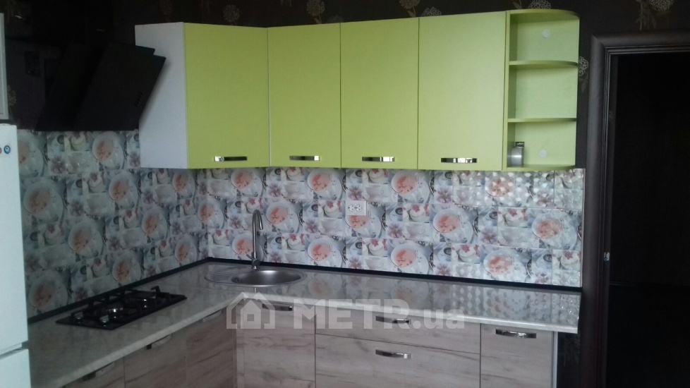 Фото квартиры, г. Черноморск, ул. Парковая 44 (7530-8)