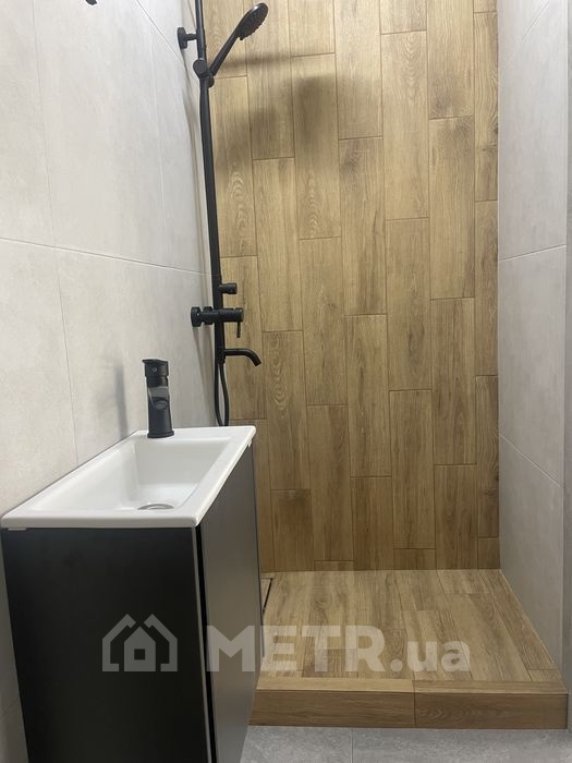 Фото дома, г. Одесса, Червоный Хутор, ул. Салютная (18505-12)