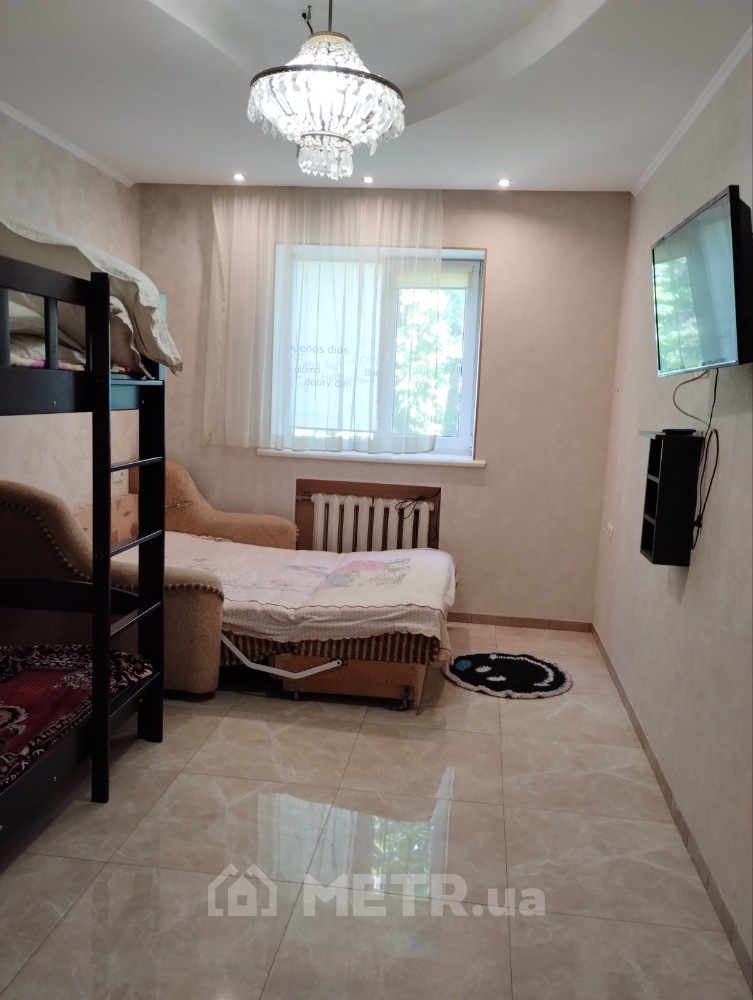 Фото квартиры, г. Черноморск, ул. Парковая 26 (18554-6)