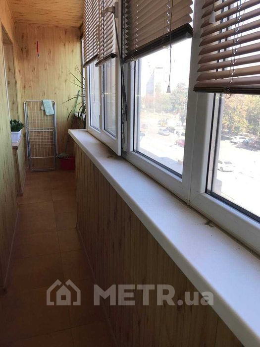 Фото квартиры, г. Черноморск, ул. Виталия Шума 2Б (18582-18)