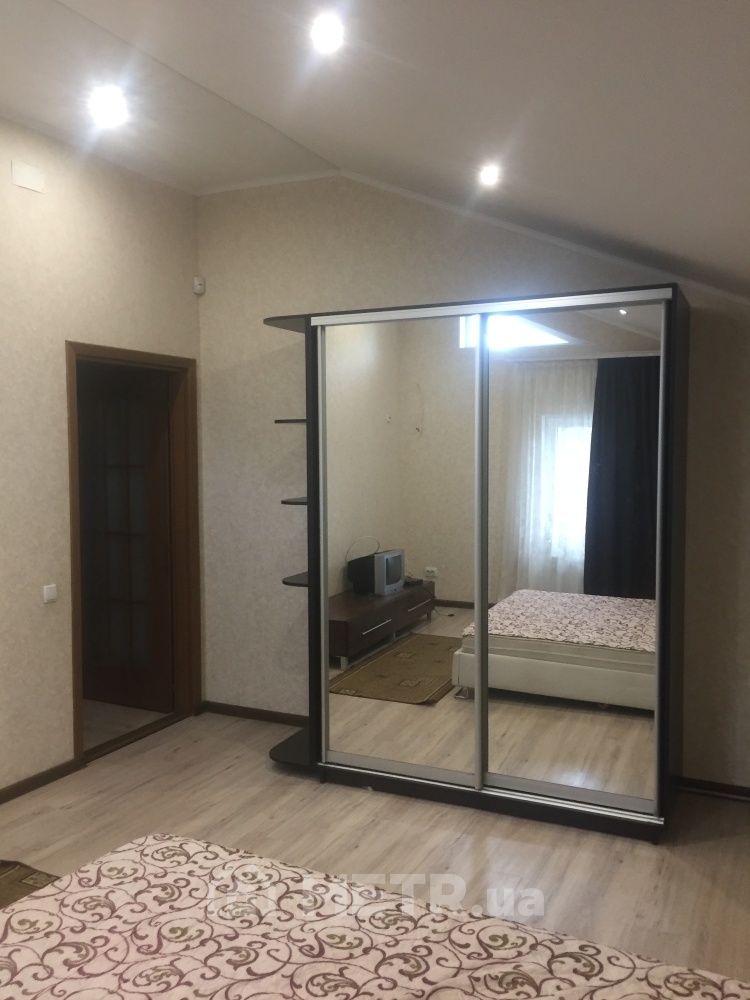 Фото части дома, г. Одесса, ул. Костанди 38 (19016-23)