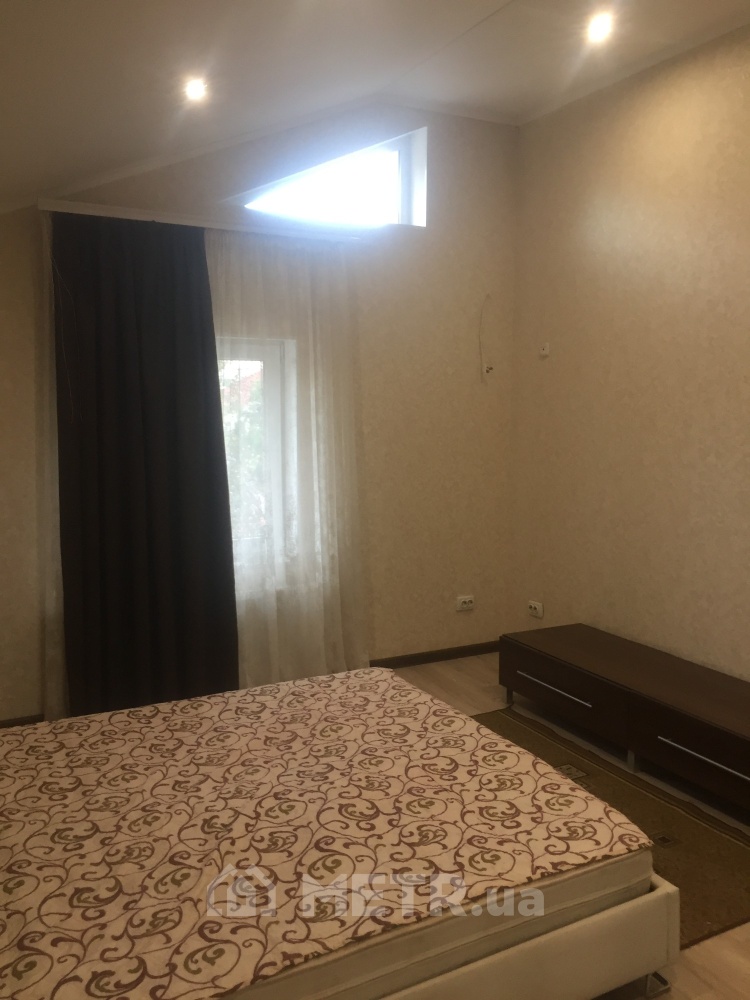 Фото части дома, г. Одесса, ул. Костанди 38 (19016-41)