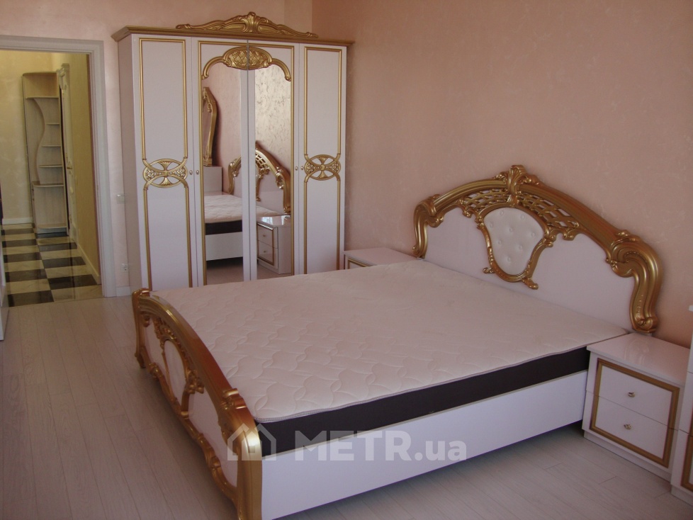 Фото квартиры, г. Одесса, ул. Берёзовая 2 (19246-5)