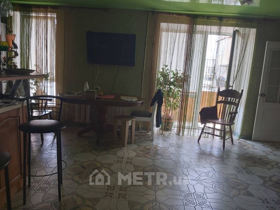 Фото квартиры, г. Черноморск, проспект Мира 41 (19250-3)