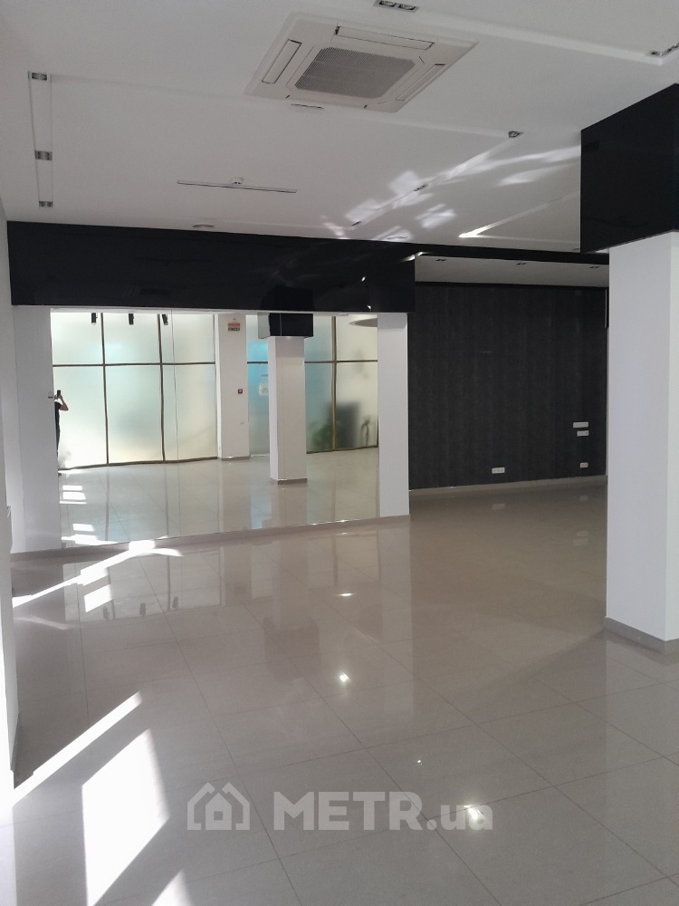 Фото коммерческой недвижимости, г. Одесса, пер. Вице-адмирала Жукова (19408-3)