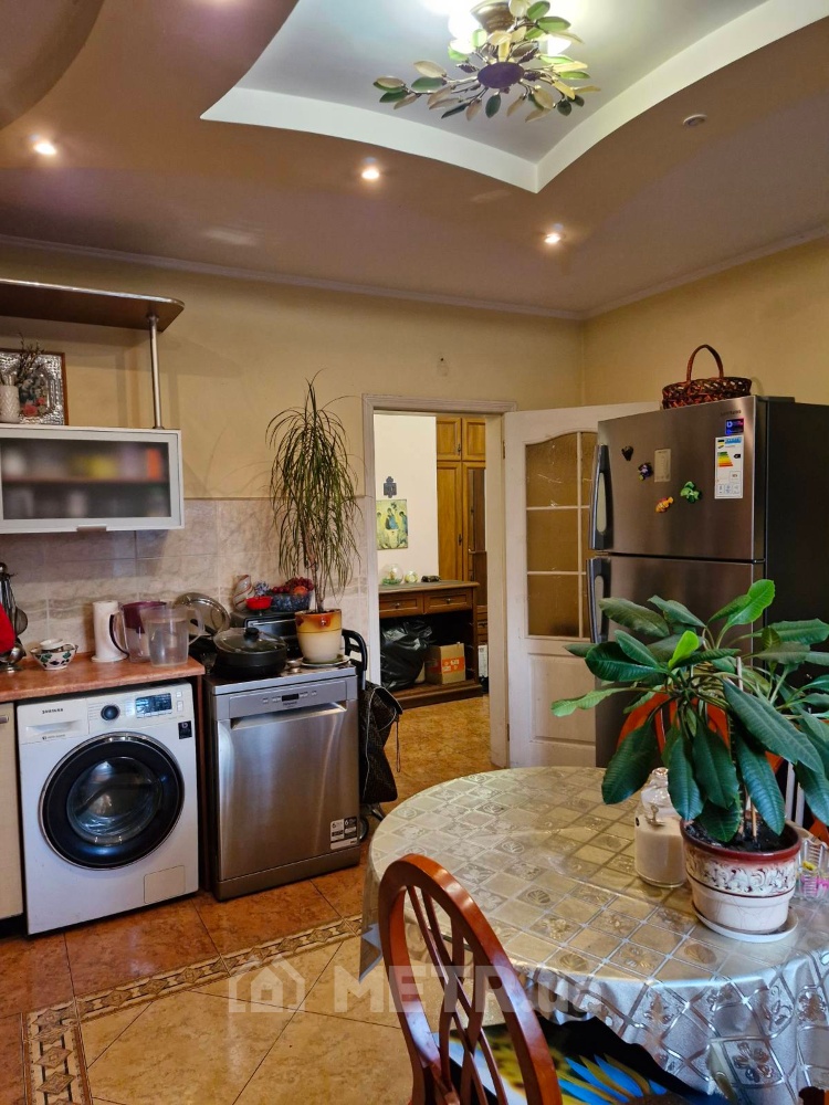 Фото квартиры, г. Одесса, ул. Тополевая 18 (19448-2)