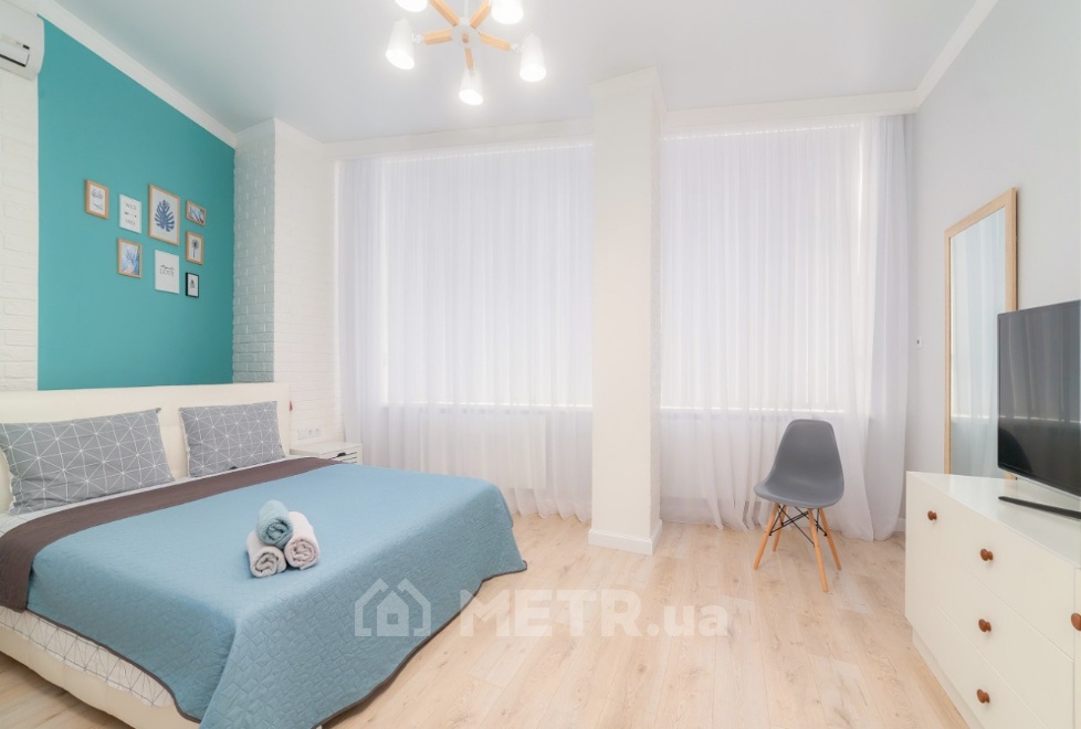 Фото квартиры, г. Одесса, пер. Удельный 6 (19712-4)