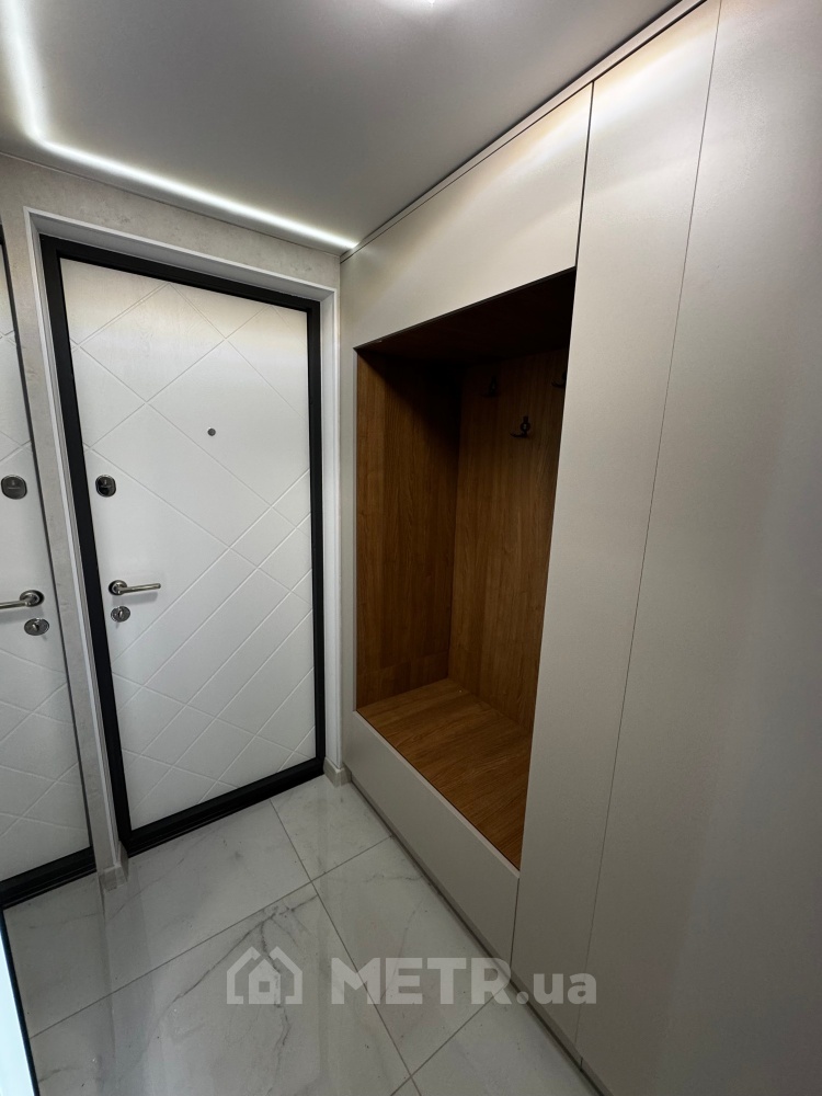 Фото квартири, смт Великодолинське, вул. Маріїнська 9 (19924-17)