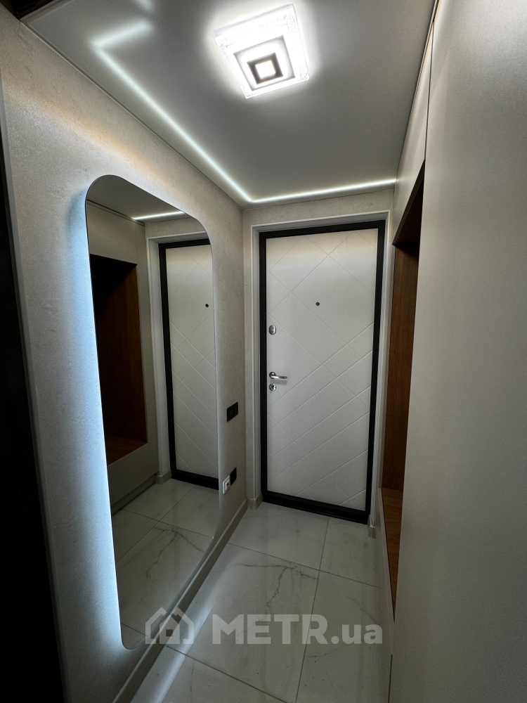 Фото квартири, смт Великодолинське, вул. Маріїнська 9 (19924-18)