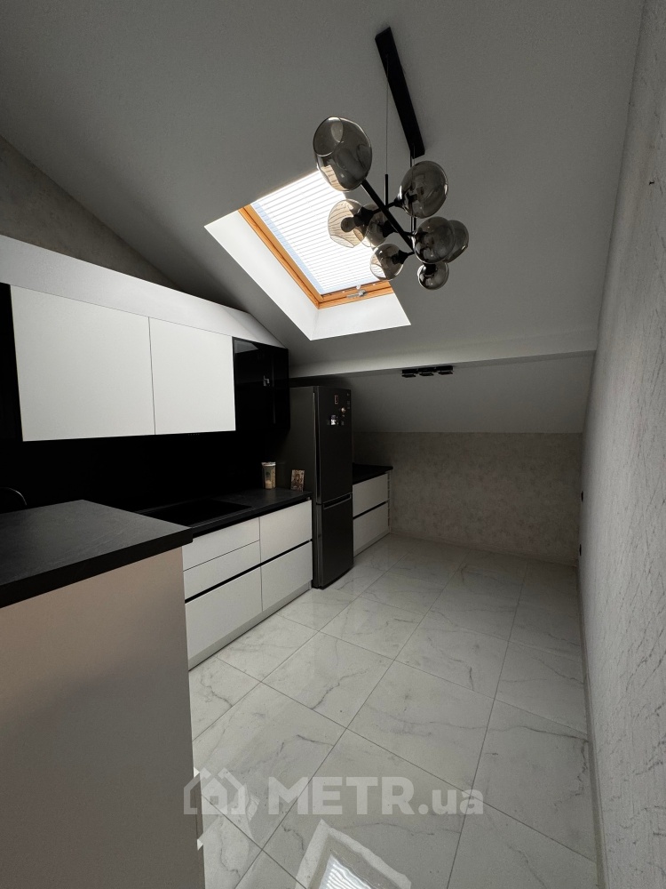 Фото квартири, смт Великодолинське, вул. Маріїнська 9 (19924-10)