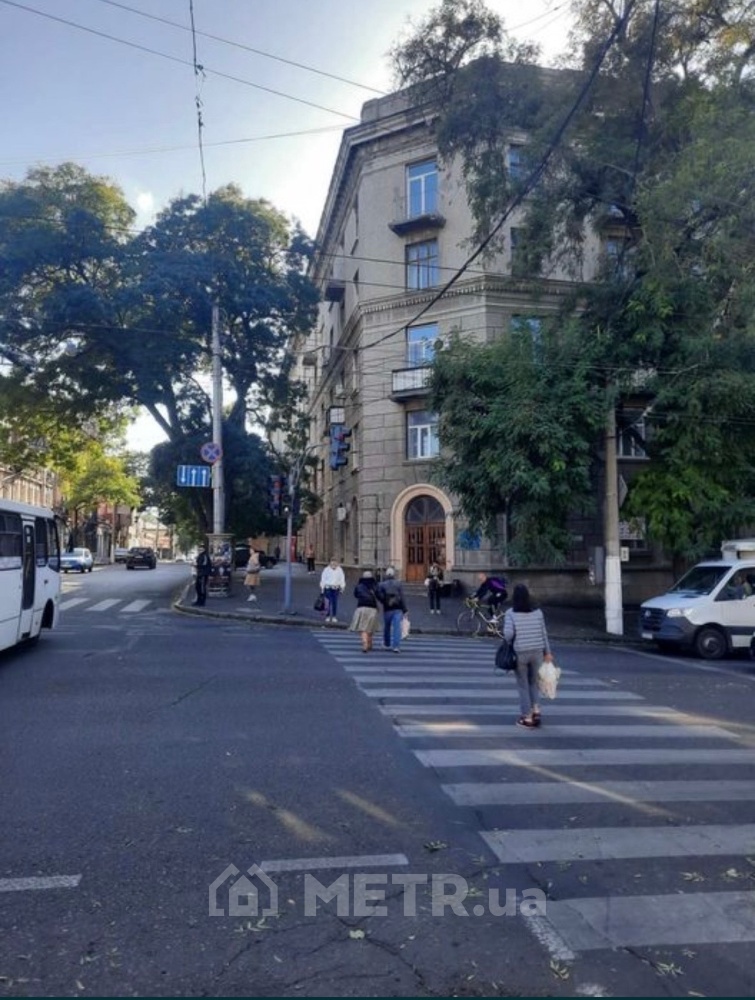 Фото коммерческой недвижимости, г. Одесса, ул. Канатная 42 (20012-1)