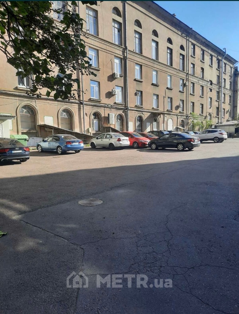 Фото коммерческой недвижимости, г. Одесса, ул. Канатная 42 (20012-3)