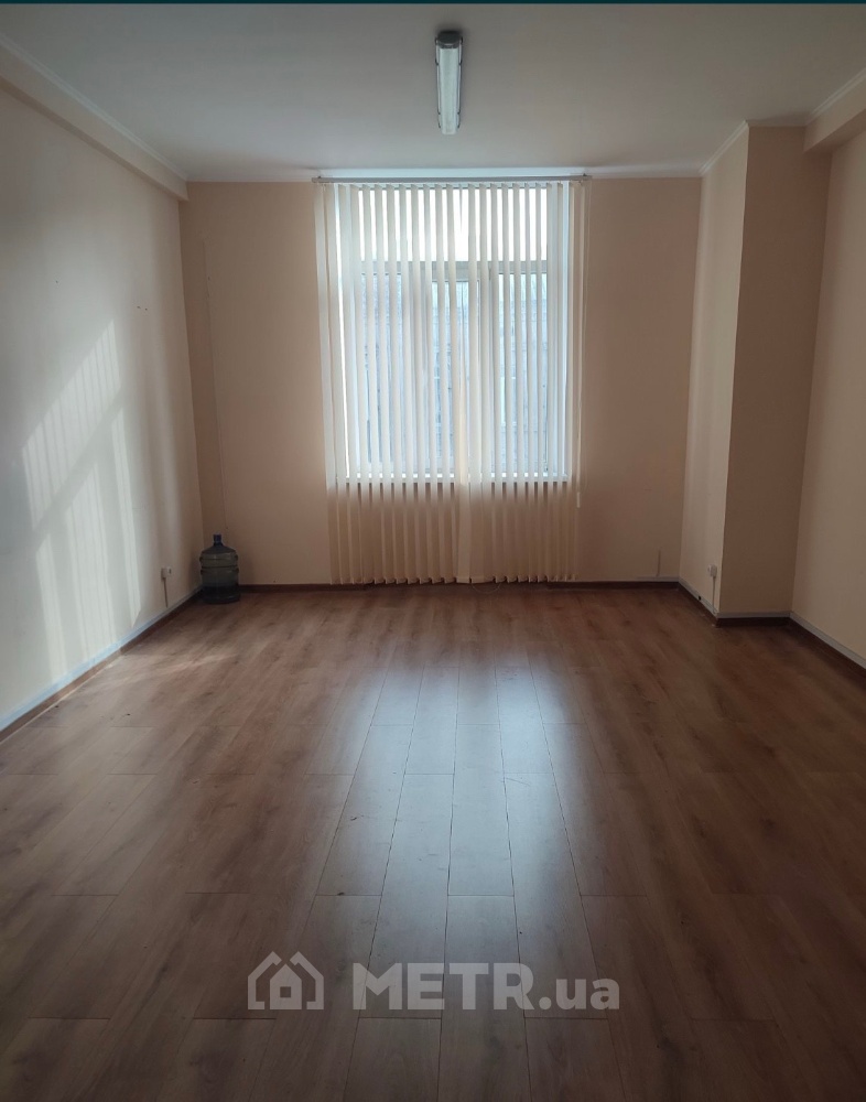 Фото коммерческой недвижимости, г. Одесса, ул. Канатная 42 (20012-9)