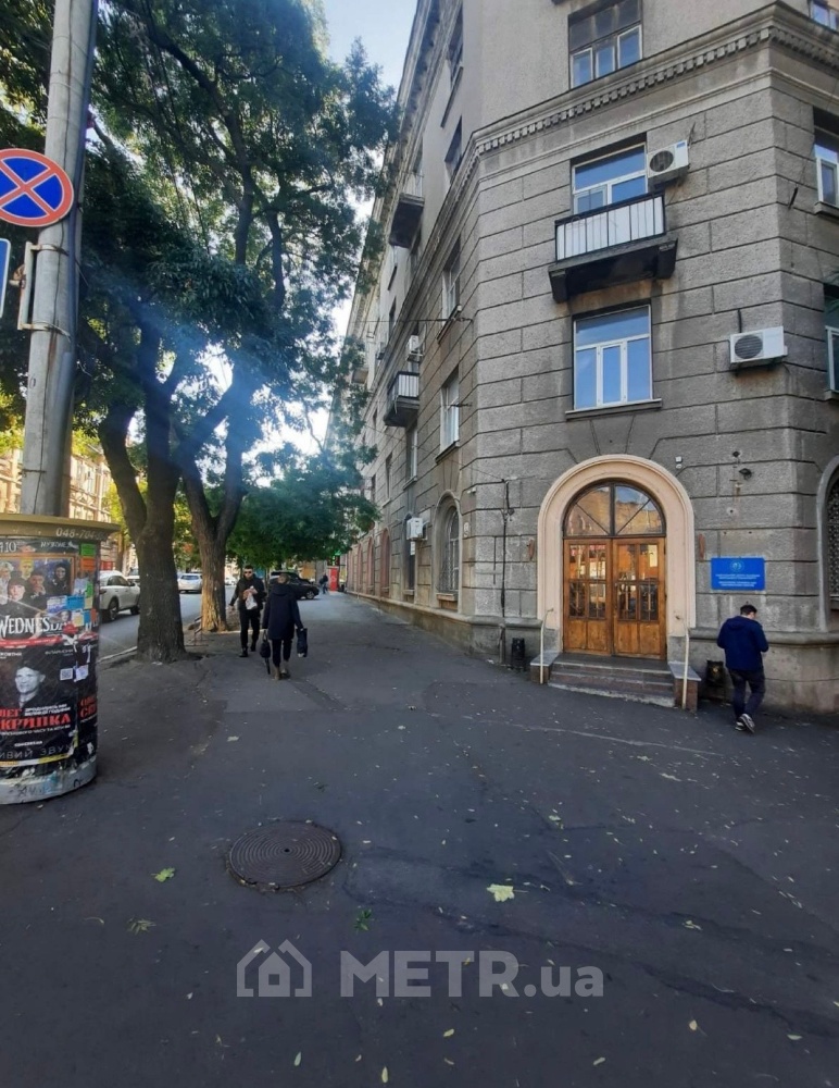 Фото коммерческой недвижимости, г. Одесса, ул. Канатная 42 (20012-4)